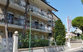 Hotel Acapulco & Apartments